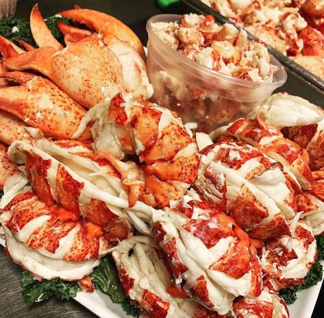 Crab Aesthetic Food, Food Craving Chart, Meat Diet, Crab Legs, Delicacy Food, Yummy Comfort Food, Food Recepie, Food Goals, Food Videos Cooking