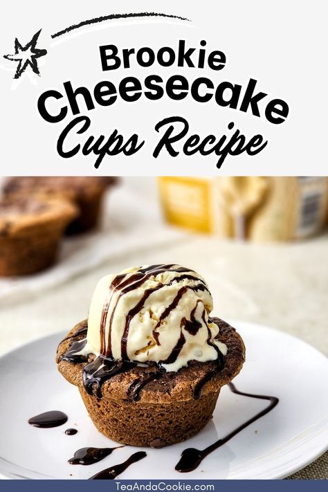 NA Brookie Cheesecake Cups, Cookie Brownie Cheesecake Cups, Cookie Brownie Cheesecake, Brownie Cheesecake Cups, Party Brownies, Brownie Cheesecake Bites, People Baking, Chocolatechip Cookies, Cheesecake Cups Recipe