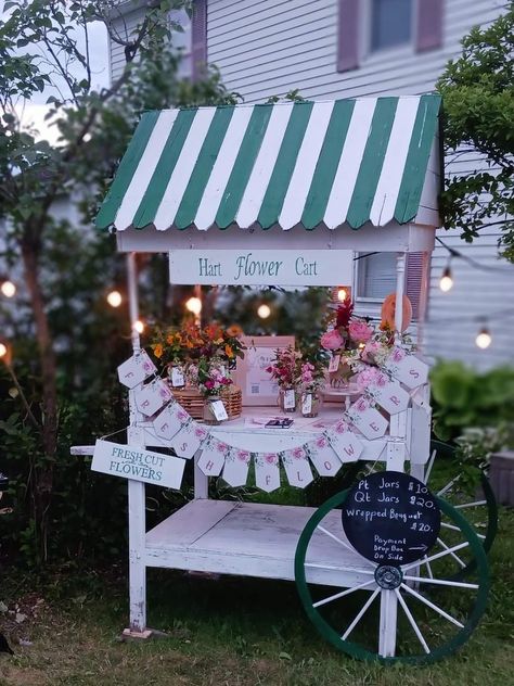 Craft Stand, Garden Cart, French Flowers, Garden Stand, Flower Cart, Flower Business, Cut Flower Garden, Farm Stand, Flower Stand