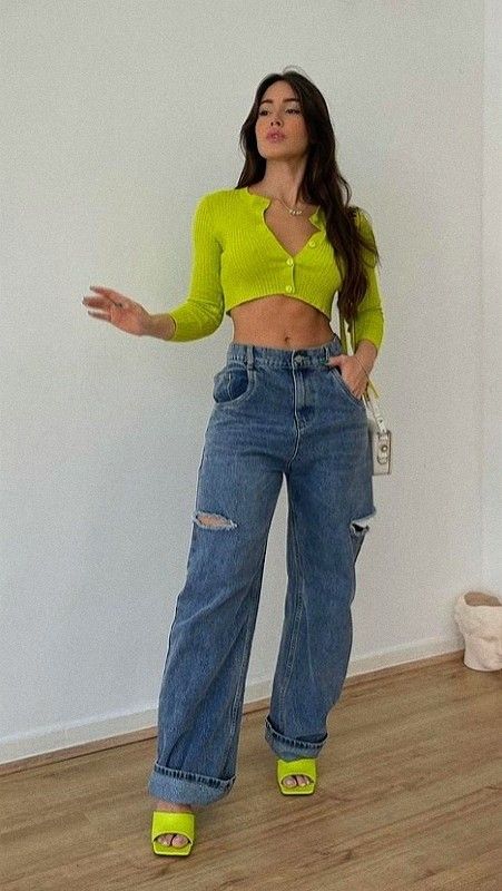 Green Top Outfit, Verde Lima, Neon Outfits, Color Combinations For Clothes, Winter Fashion Outfits Casual, Party Fits, Causal Outfits, Looks Party, Fashion Attire