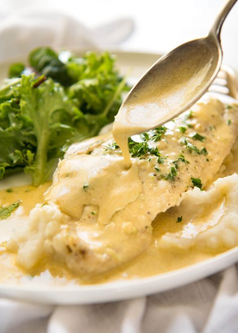 This Baked Fish with Lemon Cream Sauce is all made in one baking dish! Dinner on the table in 15 minutes. www.recipetineats.com Sweet Salmon, Lemon Cream Sauce, Lemon Fish, Sliced Zucchini, Lemon Cream Sauces, Fish Dinner Recipes, Recipetin Eats, Fish Dinner, Baked Fish