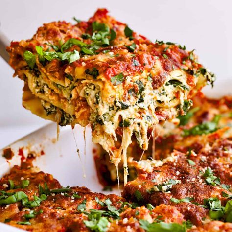 Spinach Ricotta Lasagna Filling, Lasagna Recipe With Ricotta Healthy, Lasagna Ricotta Spinach, Turkey And Spinach Lasagna, Lasagna Recipe Meatless, Lasagna With Ricotta And Spinach, Spinach Lasagne Recipes, Ricotta Tomato Recipes, Lasagna With Spinach And Meat