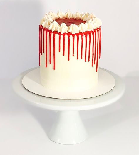 White Cake Red Drip, Red And White Drip Cake, White Cake With Red Drip, Red And White Buttercream Cake, Redvelvet Cake Design, Red And White Cake, Cakes For Teenagers, White Chocolate Drip, Cream Cheese Buttercream Frosting