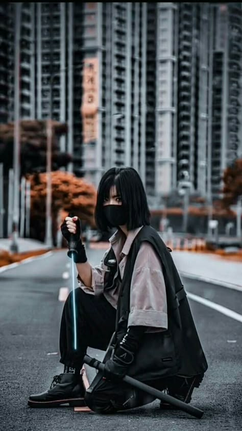 Ready to fight . Gangster's outfits Gangster Outfit, Tomboy Girls, Savage Girl, Spy Girl, Techwear Fashion, Gangster Girl, Art Outfit, Aesthetic Grunge Outfit, Futuristic Fashion