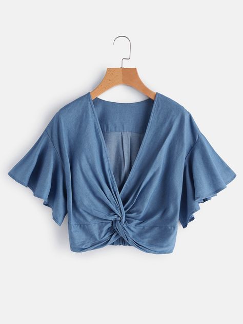 Shop Twist Knot Front Flutter Sleeve Denim Crop Top online. SheIn offers Twist Knot Front Flutter Sleeve Denim Crop Top & more to fit your fashionable needs. Croped Plus Size, Front Twist Top, Twisted Top, Twist Front Crop Top, Seattle Fashion, Knot Top, Denim Crop Top, Twist Knot, Crop Top Outfits