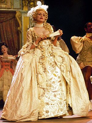 Madonna channels Marie Antoinette in her 1990 MTV Music Awards Performance #headswillroll Madonna Fashion, 90s Fashion Icons, Recycled Costumes, Madonna Vogue, Mtv Music Awards, Madonna Photos, Rococo Fashion, Mtv Awards, 18th Century Fashion