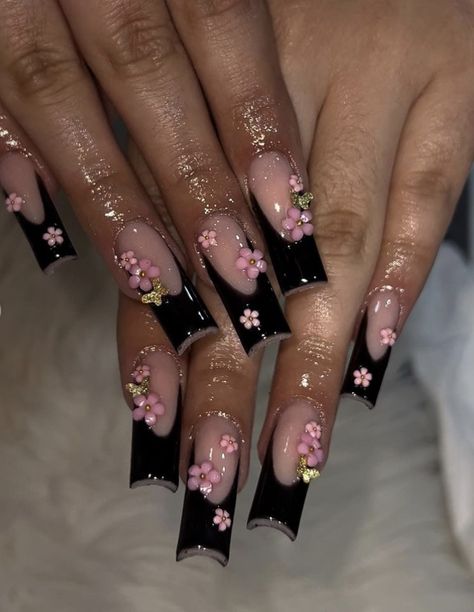 Black French Tip With Flowers, Nail Sets Ideas, Pink And Black Nails Acrylic, Black Nail Inspo Acrylic, Trashy Y2k Nails, French Tip Set, Nails Black French Tip, Nails Black French, Pink And Black Nails