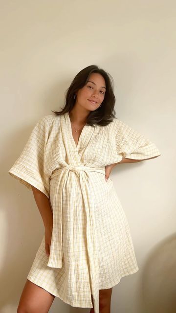 Mya on Instagram: "you should 100% make a bathrobe ✨ pattern is from @kianabonollo and you can get it on Etsy! it’s honestly such a fun & easy sewing project and so simple! only a few pieces! i made a size medium for reference   fabric i found at Hobby Lobby on sale so i bought the rest of the bolt 🤪 i think i will make matching @snuggle_me_organic cover out of the rest 🤗  #myakayemade #handmade #sewing #sewingproject #sewinglove #sewingpattern #diyfashion" Bathrobe Sewing Pattern, Bathrobe Pattern, Diy Towels, Lounge Robes, Handmade Sewing, Women Diy, Easy Sewing Projects, Sewing Project, Hobby Lobby