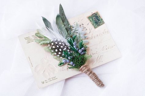 boutonniere | via Sage Wedding Ideas from… Modern Boutonniere, Groomsmen Corsage, Eucalyptus Boutonniere, Groom Buttonhole, Boutonniere Ideas, Frozen Crafts, Groom Buttonholes, Preserved Eucalyptus, Wedding Corsage