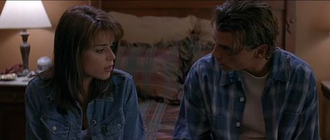 Billy And Sidney Scream Matching Pfps, Scream Screencaps, Billy And Sidney Scream, Matching Scream Pfp, Billy Loomis And Sidney Prescott, Billy And Sidney, Scream Matching Pfp, Scream Banner, Scream Trilogy