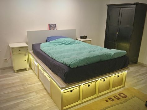 This is how I made a waterbed frame from IKEA KALLAX - IKEA Hackers Waterbed Frame, Ikea Bed Hack, Diy Storage Bed, Ikea Apartments, Murphy Bed Ikea, Ikea Kallax Hack, Murphy Bed Plans, Ikea Kallax, Ikea Bed