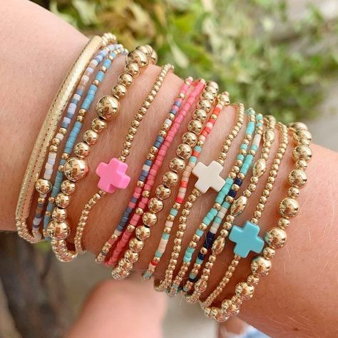 Spring Break Jewelry, Gold Bracelet Stack Aesthetic, E Newton Jewelry, Enewton Stack Ideas, E Newton Bracelets Stack, Enewton Bracelets Stacks Ideas, E Newton Bracelet Stack, Teen Must Haves, Enewton Bracelets Stacks