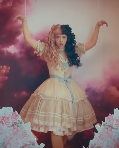 Melanie Martinez's K-12 Melanie Martinez K 12 Outfit, Melanie Martinez Outfit Ideas, Melanie Martinez Inspired Outfits, Melanie Martinez Dress, Melanie Martinez Style, Mealine Martinez, Melanie Martinez Music, Melanie Martinez Outfits, K-12 Melanie Martinez