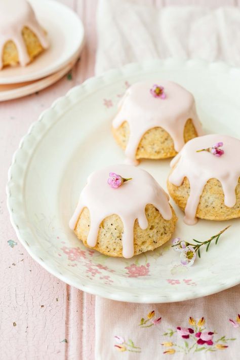 Glazed Mini Lemon Poppyseed Tea Cakes Lemon Tea Cake, Sour Cream Cake, Tea Party Food, Baking Project, Lemon Poppyseed, Lemon Tea, Kitchen Baking, Tea Cakes, Food Cakes