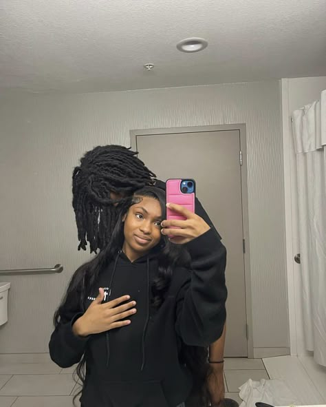 Couple Black Picture Ideas, Recreate Photos Couple Black, Cute Aesthetic Black Couple Pictures, Pictures To Recreate With Boyfriend Black, Black Locd Couples, Couple Black, Black Couple, Beauty Routine Tips, Couples Vibe