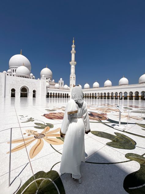 Sheik Zayed Mosque, Sheik Zayed, Zayed Mosque, Dubai Travel, Fine Art Portraits, Dubai, Fine Art, Travel