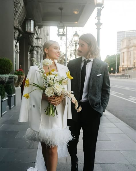 City Elopement, Anti Bride, City Hall Wedding, Courthouse Wedding, Civil Wedding, Vegas Wedding, Wedding Mood, Wedding Vibes, White Wedding Dresses