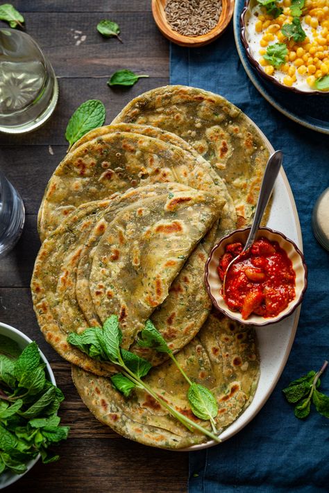 Recipes With Mint Leaves, Recipes With Mint, Traditional Indian Food Recipes, Heavy Meals, Authentic Indian Recipes, Traditional Indian Food, Indian Food Photography, Indian Breads, Mint Recipes