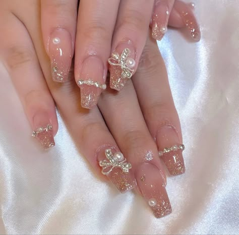 Nude Acrylics, Chinese Nails, Elegant Nail Art, Asian Nails, Hippie Nails, Simple Gel Nails, Blush Nails, Pretty Nail Designs, Pretty Gel Nails