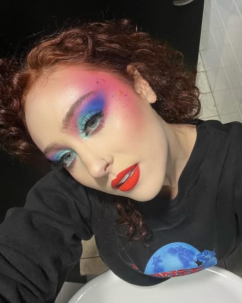 ･ﾟ: *✧ Chappell Roan ✧*:･ﾟ (@chappellroan) • Instagram photos and videos Chappell Roan Inspired Makeup, Chapelle Roan Makeup, Chapel Roan Makeup, Chappell Roan Concert Outfit Ideas, Chappel Roan Makeup, Chappell Roan Makeup, Chappell Roan Concert Outfit, Chapelle Roan, Chapell Roan