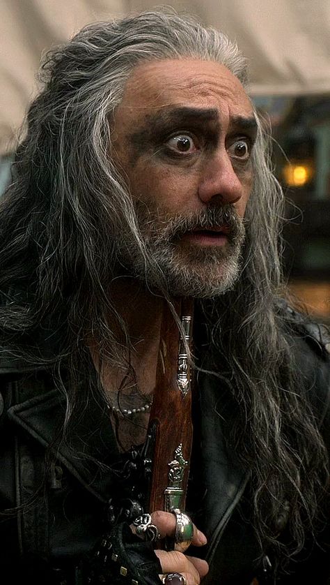 Male Pirate Face Claim, Ofmd Edward, Ofmd Blackbeard, Edward Teach, Black Beard, Drawing Ideas List, Black Beards, Taika Waititi, Goofy Pictures