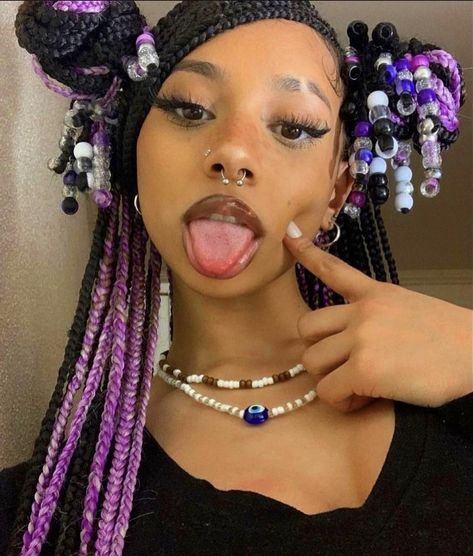 Cook 💤 on Twitter: "Black women, a thread https://t.co/KgSnPrIaXx" / Twitter Purple Box Braids, Y2k Braids, Purple Braids, Cute Box Braids, Y2k Hairstyles, Banana Hair Clips, Cute Braided Hairstyles, Braids Hairstyles Pictures, Cute Box Braids Hairstyles