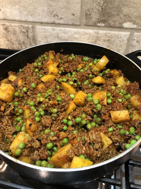 Keema Aloo (Ground Beef and Potatoes) Recipe | Allrecipes Keema Aloo, Beef Keema, Keema Recipes, Minced Beef Recipes, Healthy Beef Recipes, Ground Beef And Potatoes, Beef And Potatoes, Ground Beef Recipes For Dinner, Pakistani Food