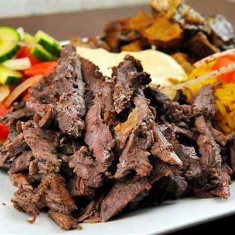 Beef Sharwama, Schwarma Recipe, Shawarma Recipes, Shawarma At Home, Beef Loin, Slow Cooker Times, Chicken Shawarma Recipe, Shawarma Recipe, Like Chicken