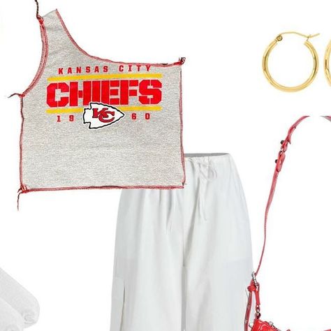 ByBrew on Instagram: "If I were going to Arizona💭 • #bybrew #customclothing #superbowl #superbowloutfit #kansascitychiefs #kansascity #chiefs #rework #vintagesportswear #exposedseams" Superbowl Outfit, Super Bowl Outfit, Female Outfits, I Am Rich, Vintage Sportswear, February 3, Kansas City Chiefs, Kansas City, Custom Clothes