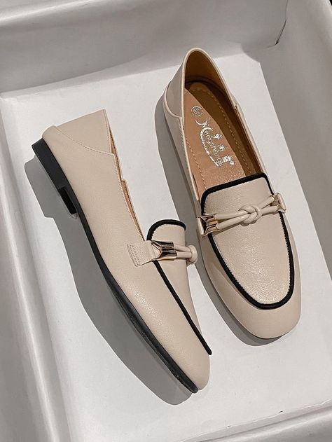 Beige Loafers, Knot Decor, Trending Womens Shoes, Work Shoes Women, Shoes Heels Classy, Classy Shoes, Women Flats, Chic Shoes, Office Shoes