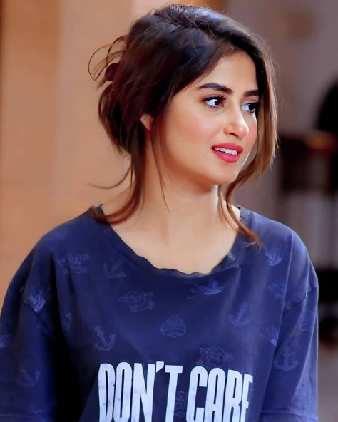 Sajjal Ali, Sajal Aly, Girly Swag, Army Girlfriend Pictures, Latest Bridal Dresses, Sajal Ali, Long Hair Pictures, Photo Pose For Man, Girls Dpz