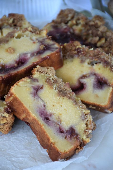 Bread Made With Jam, Raspberry Jam Desserts Simple, Raspberry Jam Desserts, Raspberry Loaf Cake, Jam Bread, Dessert Loaf, Raspberry Bread, Cream Cheese Bread, Friendship Bread