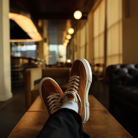 STEPNEY WORKERS CLUB on Instagram: “. DELLOW - SUEDE - TAN . 📸 @dvzecreates . FREEDOM OF SPORT FREEDOM OF THOUGHT . #stepneyworkersclub #sneakers #suede #FOSFOT #losangeles” Stepney Workers Club, Retro Trainers, Orange Is The New Black, New Sneakers, Menswear Inspired, Sneaker Brands, Vans Old Skool Sneaker, Vans Sneaker, New Black