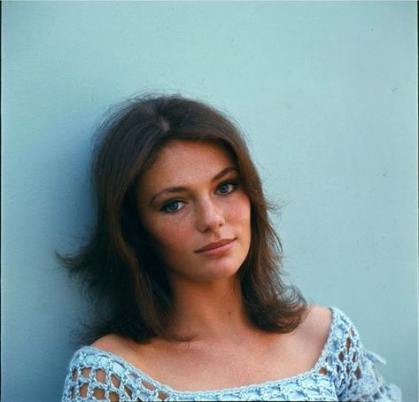 Jacqueline Bisset (age 30) Jacqueline Bissett, Jacqueline Bisset, Julie Christie, Jeanne Moreau, Charlotte Rampling, Best Actress, Classic Beauty, Santa Monica, Vintage Photos