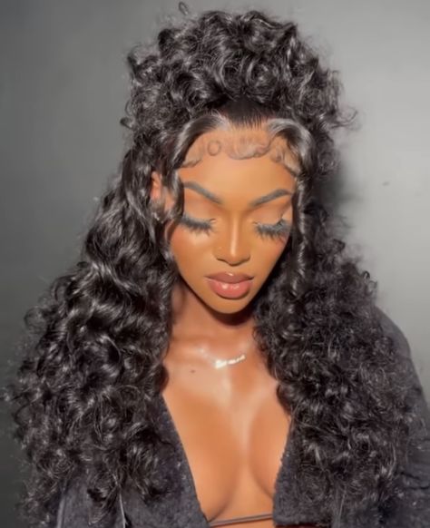 Curly Hair For School, Bombshell Look, Hair For School, Frontal Wig Hairstyles, Natural Curly Hair, Birthday Hairstyles, Quick Weave Hairstyles, Protective Hairstyles Braids, Hairdos For Curly Hair