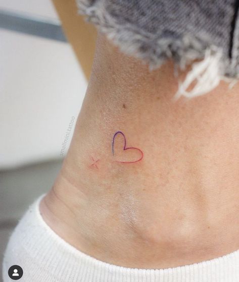 Colored Minimalist Tattoo For Women, Mini Tattoos Heart, Pink Heart Tattoo, Corazon Tattoo, Rainbow Heart Tattoo, Purple Heart Tattoos, Watercolor Heart Tattoos, Simple Heart Tattoos, Tiny Heart Tattoos