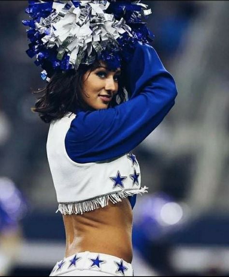 Kelsey Lawrence Dallas Cheerleaders, Modern Feminism, Football Cheerleaders, Cowboy Girl, Athletic Body, Dallas Cowboys Cheerleaders, Nfl Cheerleaders, Pretty Selfies, Dallas Cowboys