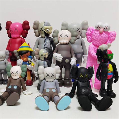 Kaws Action Figures, Kaws Room, Kaws Figurine, Kaws Figures, Kaws Toys, Game Setup, 13 Birthday, Toys Design, Art Toys Design