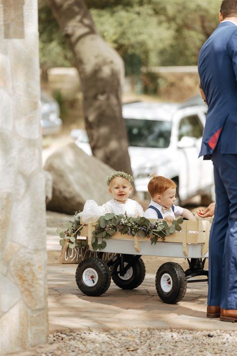 Diy Wedding Wagon, Wedding Wagon, Wagon For Wedding, Kids Wagon, Ring Boy, Children Toys, Little Brother, Stylish Wedding, Oak Tree