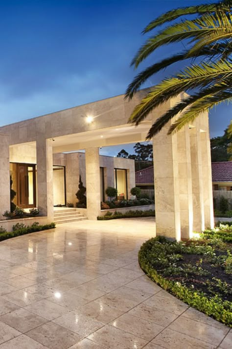 Porte Cochere Design, Porte Cochere Driveway Modern, Modern Mansion Driveway, Luxury Driveway Entrance, Portico Carport, Modern Porte Cochere, Porta Cochere, Small House Exteriors, Travertine Pool Coping