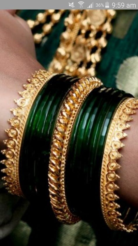 Hirva Chuda Green Bangles Maharashtrian, Green Bangles, Plain Gold Bangles, Maharashtrian Jewellery, Kada Bangles, Durga Mata, Jewellery Bangles, Wedding Bangles, Colorful Bangles