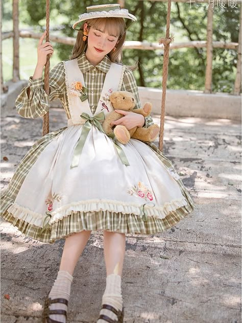 Country Lolita, 1950s Fashion Dresses, Fashion Identity, Barbie Fashionista Dolls, Country Dresses, Barbie Fashionista, Anime Dress, Japanese Street Fashion, Cosplay Dress