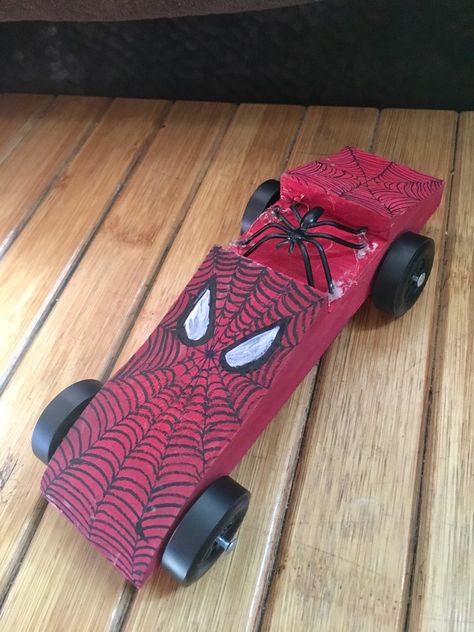 Pinewood Derby Spider-Man Car Wooden Derby Car Ideas, Awana Grand Prix Car Ideas, Girls Pinewood Derby Cars, Pinewood Derby Car Ideas, Pine Wood Derby Cars Designs Girl, Fast Pinewood Derby Cars Design, Pine Wood Derby Car, Boy Scout Activities, Pinewood Derby Car