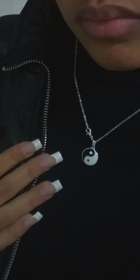 @gabpdp Ying Yang Necklace, Ying Yang, Art Beautiful, Yin Yang, Dog Tag Necklace, Washer Necklace, Anime Art, Silver Necklace, Nails