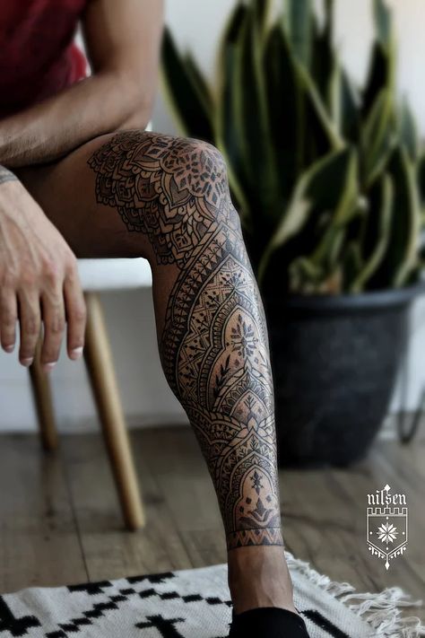 Kirk Nilsen, Black Work Tattoos, Sacred Geometry Tattoos, Geometric Tattoo Leg, Mandala Tattoo Men, Tatuaje Trash Polka, Mandela Tattoo, Trippy Tattoo, Mandala Tattoo Sleeve