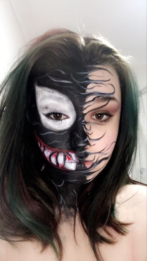 Venom Makeup Easy, Venom Makeup Female, Venom Makeup, Spiderman Makeup, Stitch Halloween Costume, Halloween Inspired Outfits, Venom Costume, Holloween Makeup, Creepy Makeup