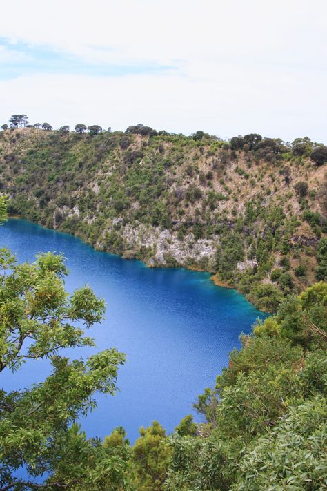 Blue Lake, Mount Gambier, Australia (SA) Australia Pics, Mount Gambier, Australia Pictures, Blue Lake, Places To Go, Lake, Australia, Water, Travel