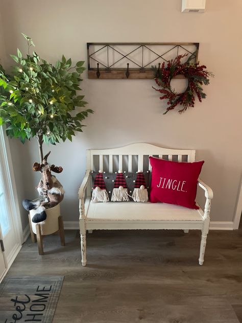 Christmas decor for front door entry of home Front Entry Way Christmas Decor, Christmas Bench Decor, Christmas Entryway Decor Front Entry, Black Bench, Christmas Entryway, Bench Decor, Christmas Front Doors, Front Entry Doors, Front Entry