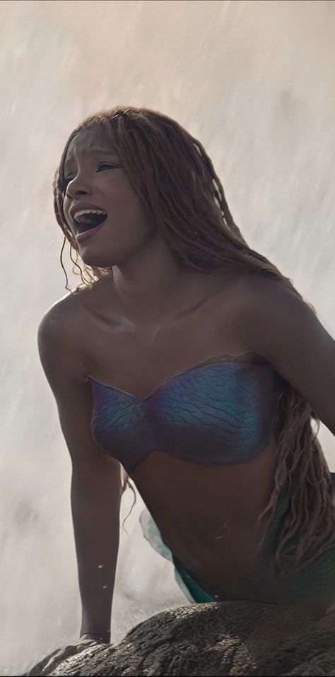 Halle Bailey as Ariel Halle Bailey As Ariel, Halle Bailey Ariel Aesthetic, Hallie Bailey Ariel, Halle Bailey Wallpaper, Ariel Halle Bailey, Little Mermaid Halle Bailey, Halle Ariel, Halle Core, Ariel 2023