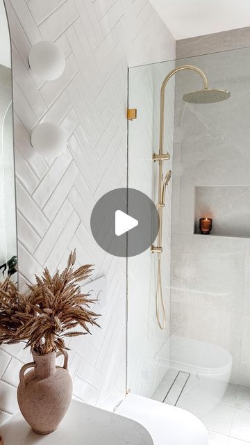 TileCloud on Instagram: "Look at this bathroom!! 😍 We love how @oasisbathroomsandkitchens has added an opaque glass louvre window to this shower. Perfect for privacy, ventilation, and preventing heat build-up while reducing mould growth 👏🏼 #moderncoastal" Louvre Window, Louvre Windows, Mold Growth, Modern Coastal, Our Love, Molding, Louvre, That Look, Look At